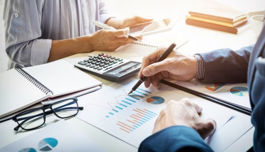 Sebrae-SP ensina empresários a controlar fluxo de caixa e fortalecer gestão financeira em Mineiros do Tietê