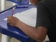 Alunos e professores participam hoje de Olimp&iacute;ada de Matem&aacute;tica 